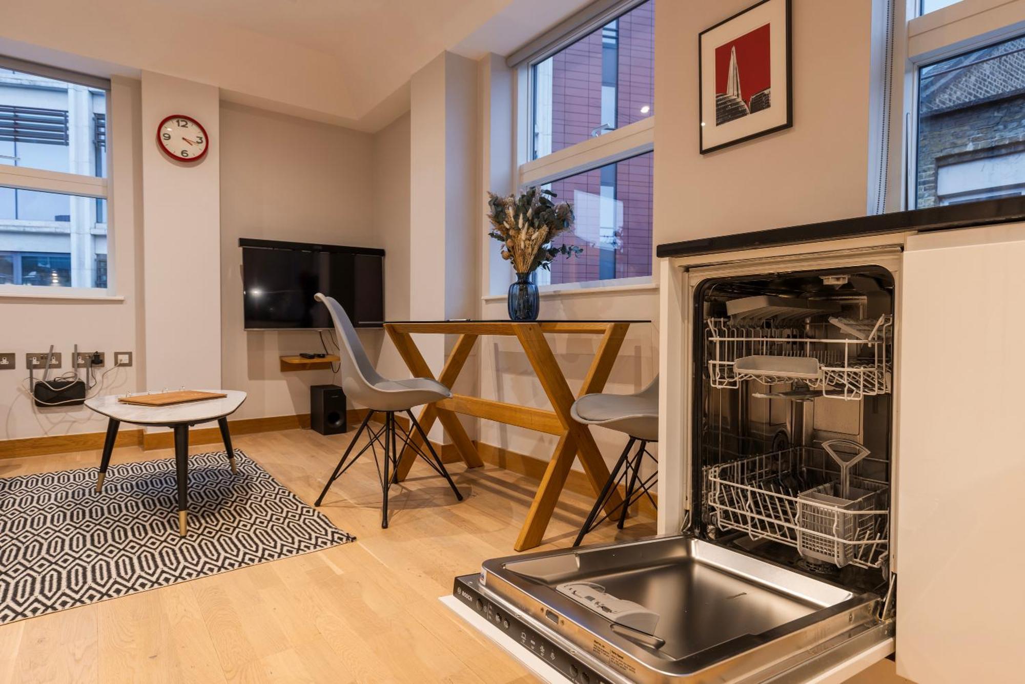 Barbican Serviced Apartments By Lovelystay London Phòng bức ảnh