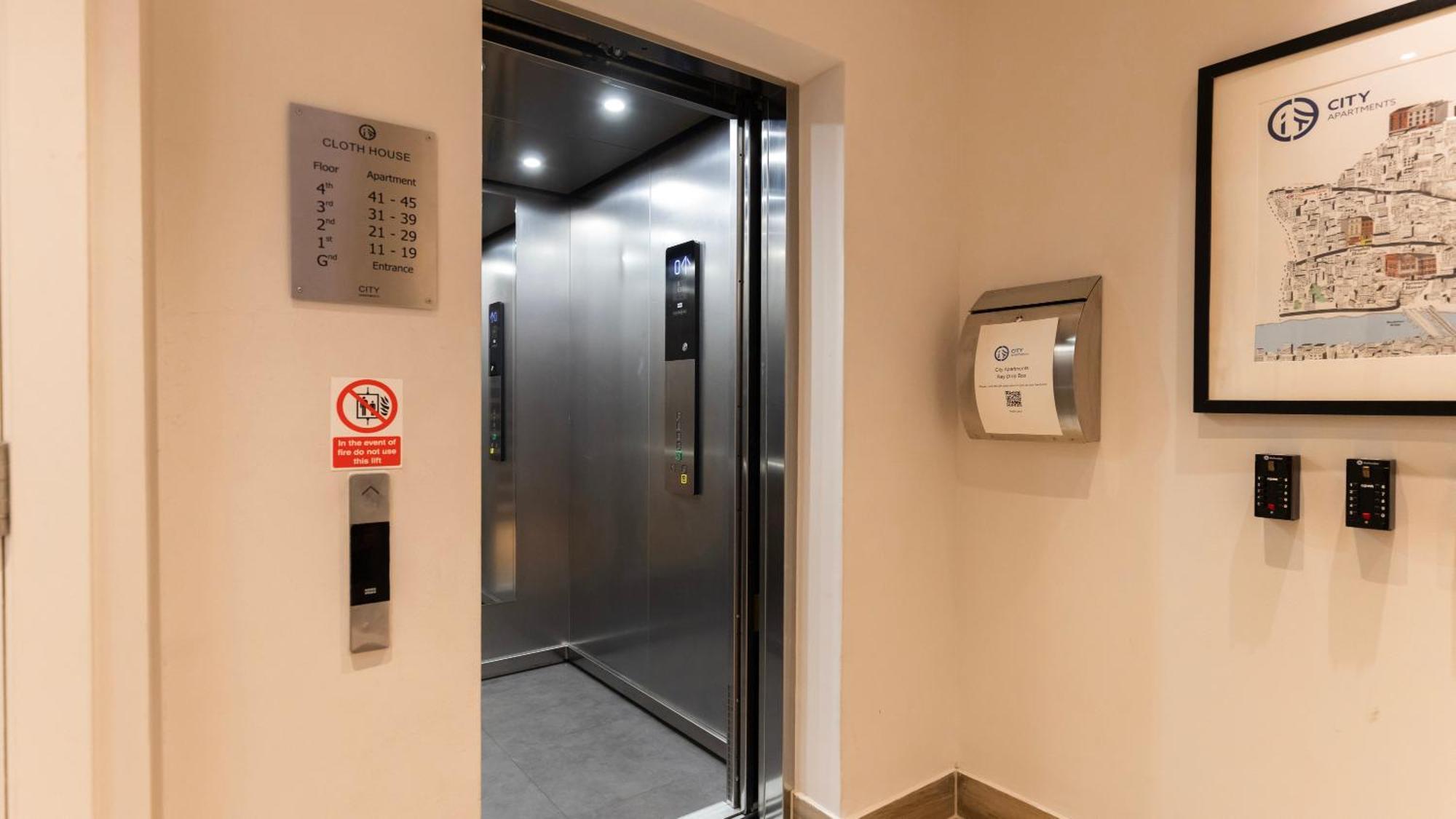 Barbican Serviced Apartments By Lovelystay London Ngoại thất bức ảnh